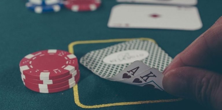 Tampilan pengalaman pengguna di ponsel
